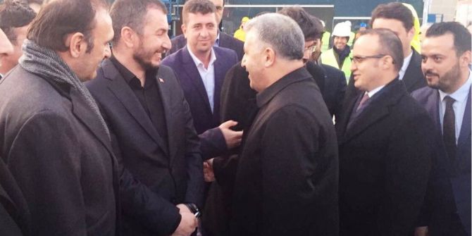 Başkan Altınok, Bakan Arslan’a Balıkçı Barınağını Anlattı