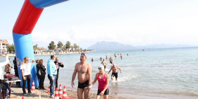11. Datça Açık Deniz Kış Yüzme Maratonu Yapıldı