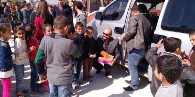 Öğrencilerin İhtiyaçlarını Polisler Karşıladı