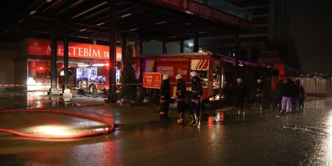 Kartal’da İnşaat Firmasına Ait Satış Ofisinde Çıkan Yangın Paniğe Neden Oldu