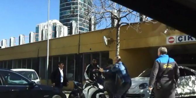 Bursa’da Tekme Tokat Yol Verme Kavgası