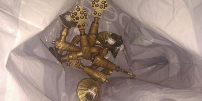 Camilere Dadanan Musluk Hırsızı Yakalandı