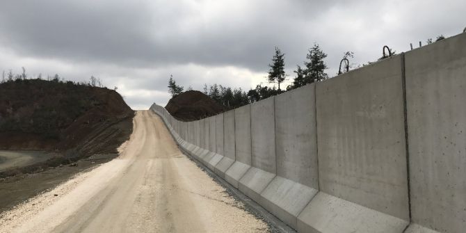 Toki’nin İnşa Ettiği Sınır Duvarının Yarısı Tamamlandı