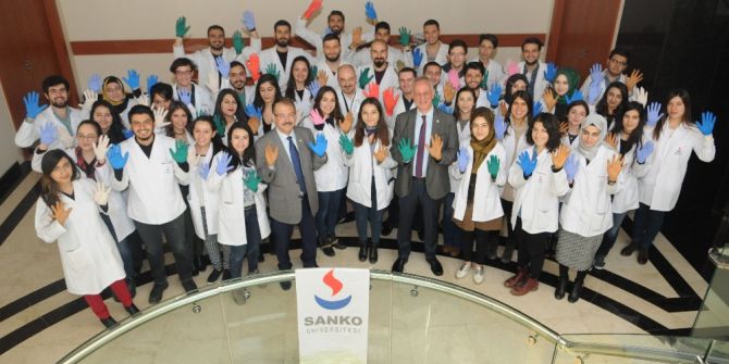 Doç. Dr. Çetin: "Nadir Hastalıkların Türkiye’de 6-7 Milyondan Fazla İnsanı Etkilediği Düşünülmektedir"