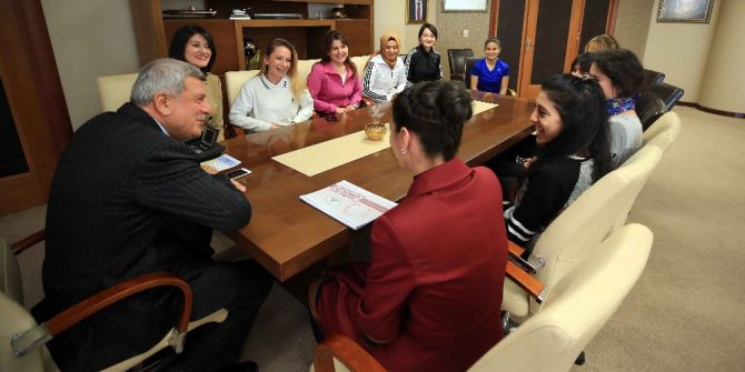 Başkan Karaosmanoğlu, Beden Eğitimi Öğretmeniyle Bir Araya Geldi