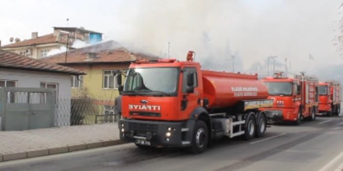 İtfaiyenin Zamanında Müdahalesi İle Yangın Söndürüldü