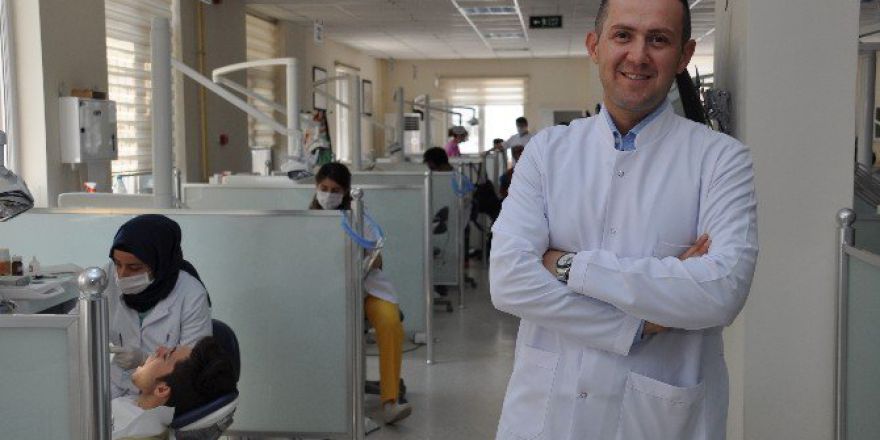 Neü’de Dünyadaki Diş Hekimleriyle Rekabet Edebilecek Öğrenciler Yetiştiriliyor