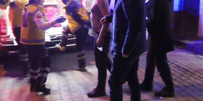 Suriyeli Genci Darp Edip Bıçakladılar