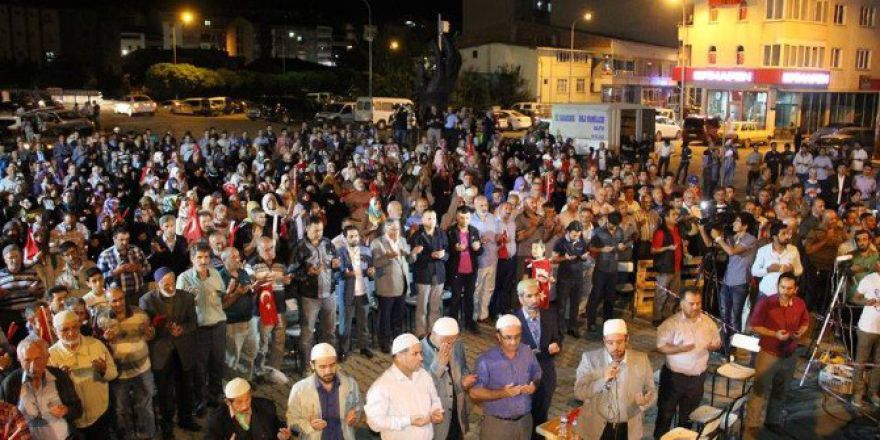 Oltulular Demokrasi Nöbetine Devam Ediyor