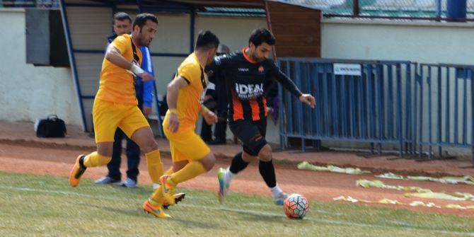 Korkuteli Belediyespor, Finike Belediyespor’u 2-0 Yendi