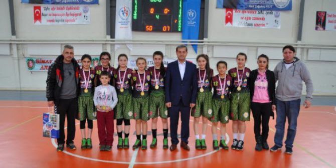 Simav’da Yapılan Basketbol Şöleni Sona Erdi