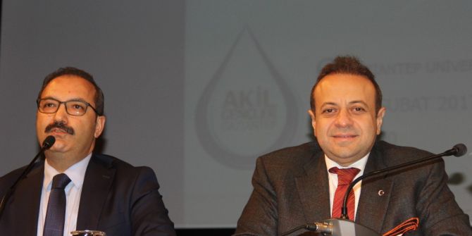 Gaziantep’te “Gençler Geleceğine Karar Veriyor” Paneli