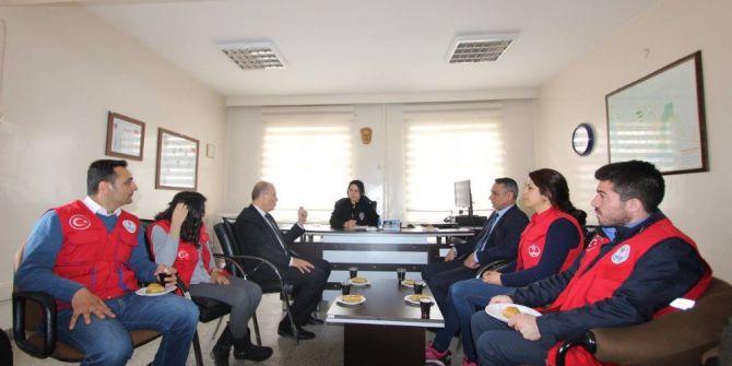 Gençlerden Polise Destek