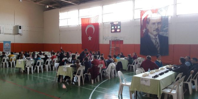’Hamle Sırası Enez’de’ Satranç Turnuvası Büyük İlgi Gördü
