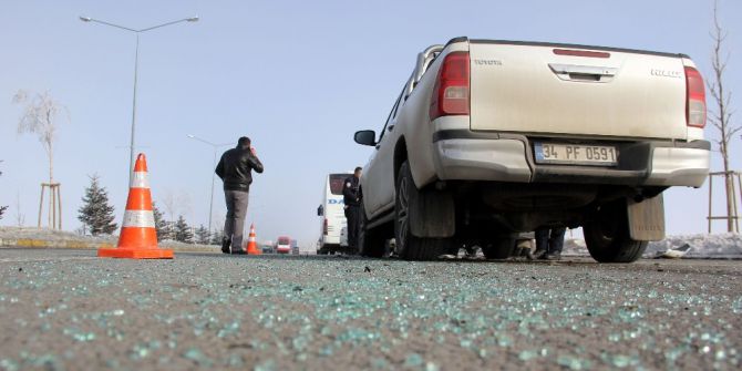 Erzurum’da Sis Nedeniyle 15 Araç Birbirine Girdi