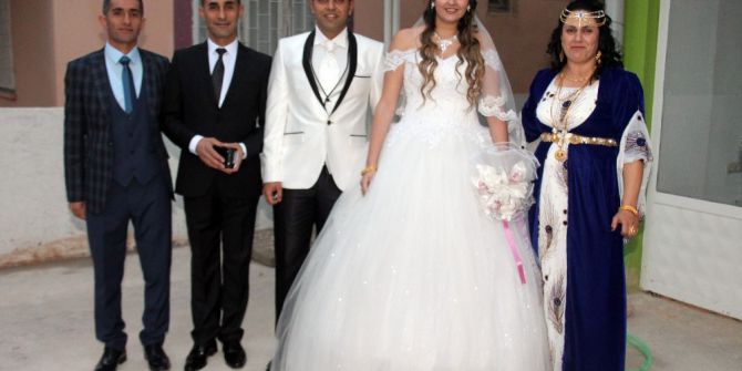 Şırnaklı İle İsviçreli Genç Çift Antalya’da Dünya Evine Girdi