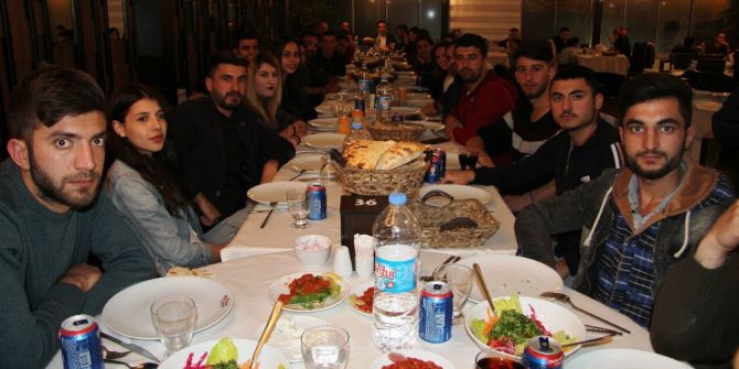 Tuşba Hem’den Halkoyunları Ekibine Moral Yemeği