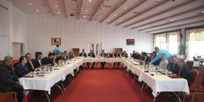 Rektör Karacoşkun’dan Göç Uyarısı