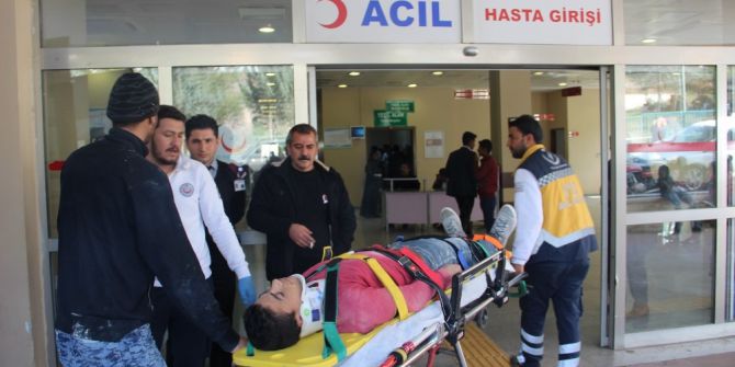 Dengesini Kaybederek İnşaattan Düşen İşçi Yaralandı