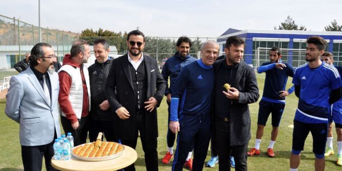 Bülent Uygun’dan Eski Takım Arkadaşı Oğuz Çetin’e Ziyaret