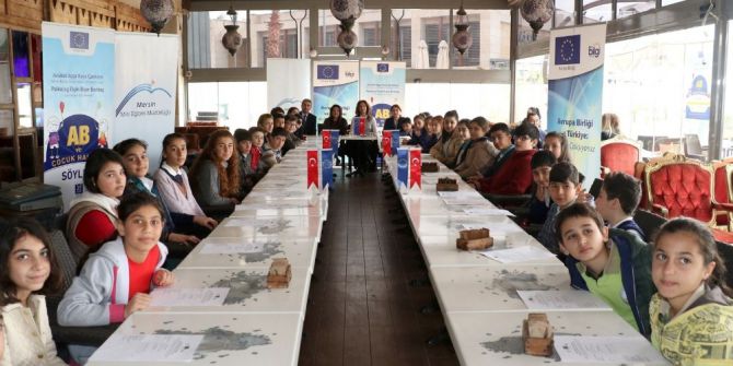 Mersin Ab Bilgi Merkezi, Çocuklara Haklarını Anlattı