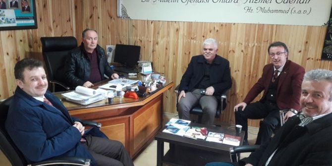 Büyükşehir, Muhtarlıklara Yönelik Mahalle Ziyaretlerine Devam Ediyor