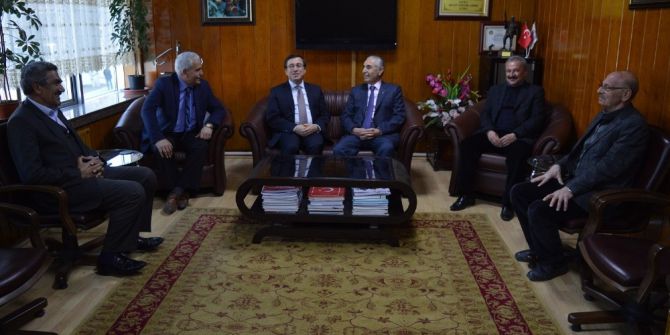 Rektör Kızılay’dan Esnaf Kuruluşlarına Ziyaret