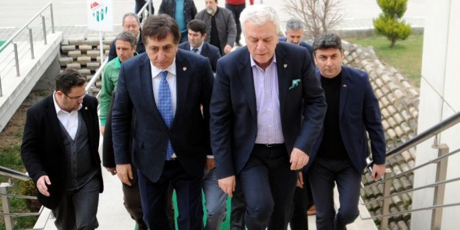 Vali, Belediye Başkanı Ve Emniyet Müdüründen Bursaspor’a Ziyaret