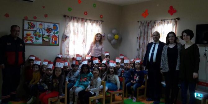 Minikler Sivil Savunmayı Öğrendi