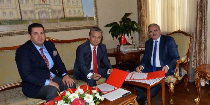 Kaleiçi’nin Surları Restore Ediliyor