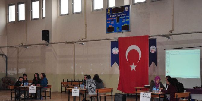 Milas’ta Öğrenciler Bilgilerini Yarıştırdı