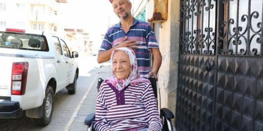Manisa Büyükşehir, Ayşe Teyzenin Yüzünü Güldürdü