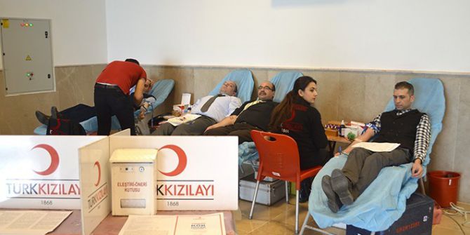 Dap Ve Tüik Personelinden Kızılay’a Kan Bağışı