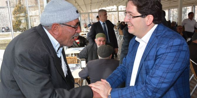 Başkan Yazgı Vatandaşa Cumhurbaşkanlığı Hükümet Sistemi’ni Anlatıyor