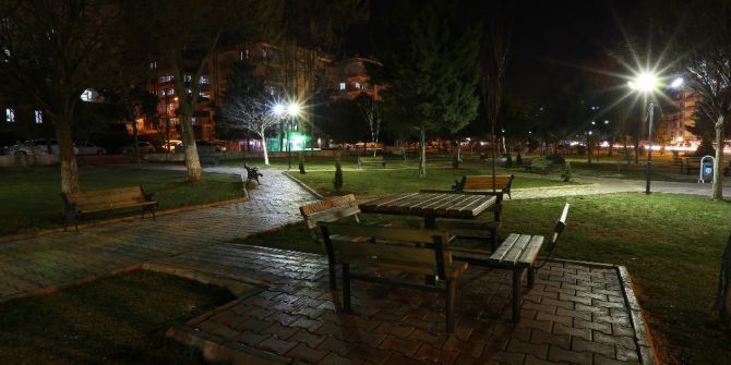 Haliliye Parkları Geceleri Işıl Işıl