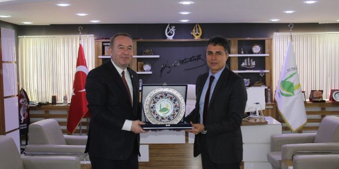 Tural’dan Başkan Şahiner’e Ziyaret