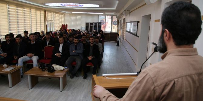 Elazığ’da ‘Şahitlikten Şehitliğe’ Programı Düzenlendi