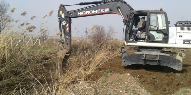 Alibeyli Mahallesinde Dere Islah Çalışması