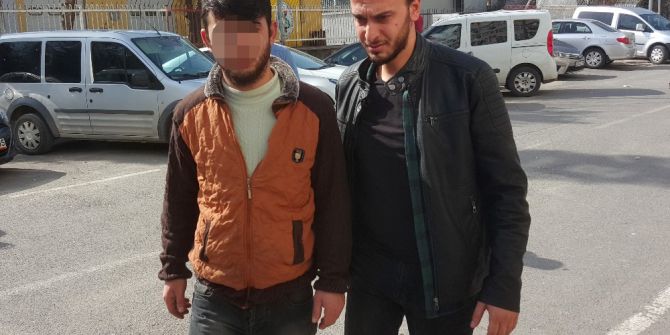 İstanbul’dan Getirdikleri Yarım Kilo Bonzai İle Yakalandılar