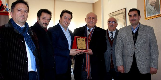 Erzurum Kent Konseyinden Türkez’e Teşekkür Plaketi