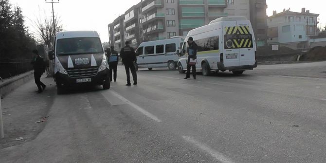 Kulu’da Zabıta Servis Araçlarını Denetledi