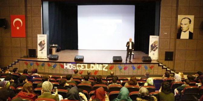 İnovatif Ve Proaktif Üniversitenin Kodları Tüm Bölgeye Yayılıyor