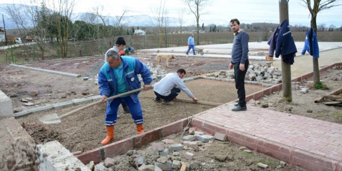 Kartepe Kirazoğlu Parkında Çalışmalar Devam Ediyor
