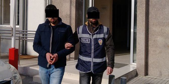 İzmir’de 3 Ayrı Kapkaç Olayını Yapan Şahıs Yakalandı