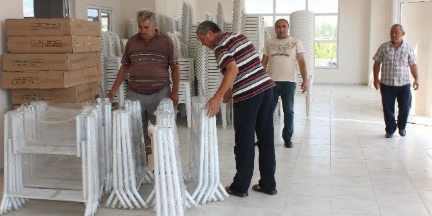 Alaşehir’de Düğün Salonlarının Eksikleri Tamamlanıyor