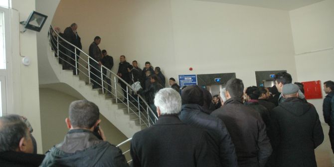 Van İşkur’da Geçici İş Kuyruğu