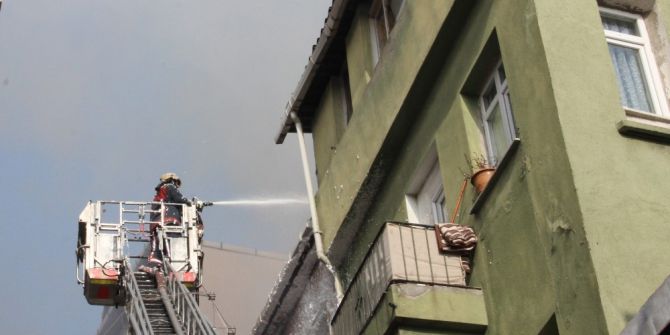 Beyoğlu’nda Yangın Paniği