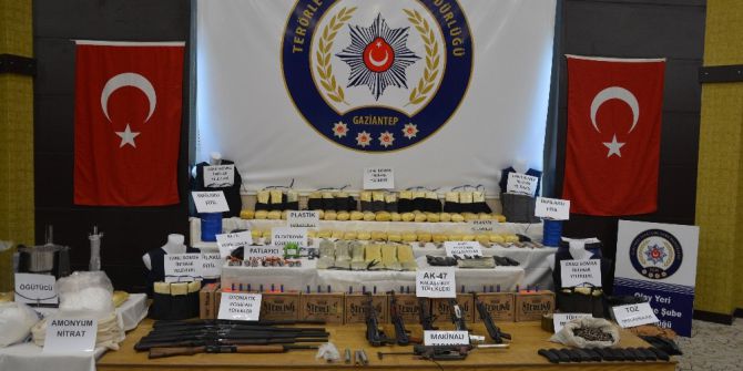 Deaş’lıların Gösterdiği Adreslerden Cephanelik Çıktı