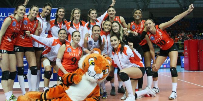 Eczacıbaşı Vitra, Üst Tura Yükseldi