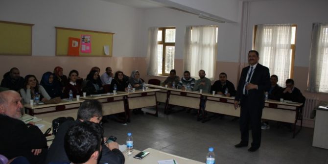 Nevşehir’de 200 Öğretmen Atölye Çalışmasına Katıldı